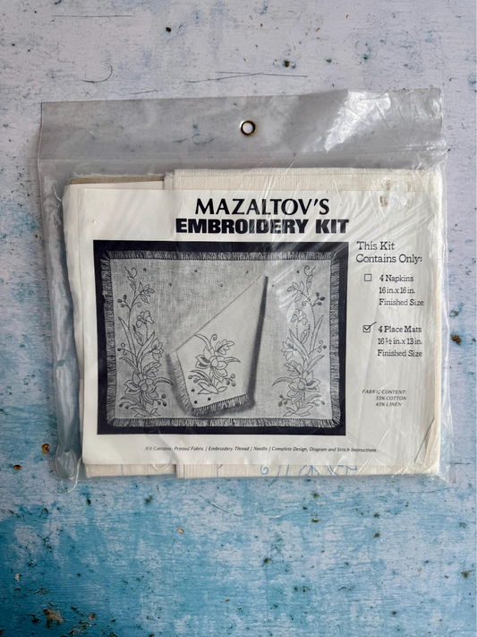 Vintage Embroidery Placemat Kit