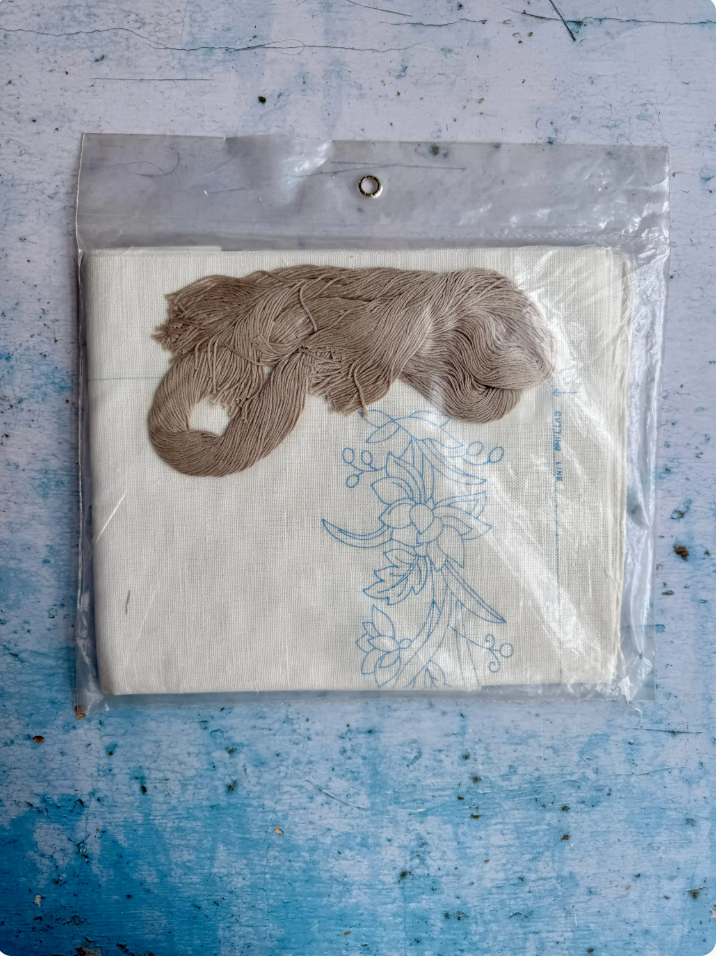 Vintage Embroidery Placemat Kit