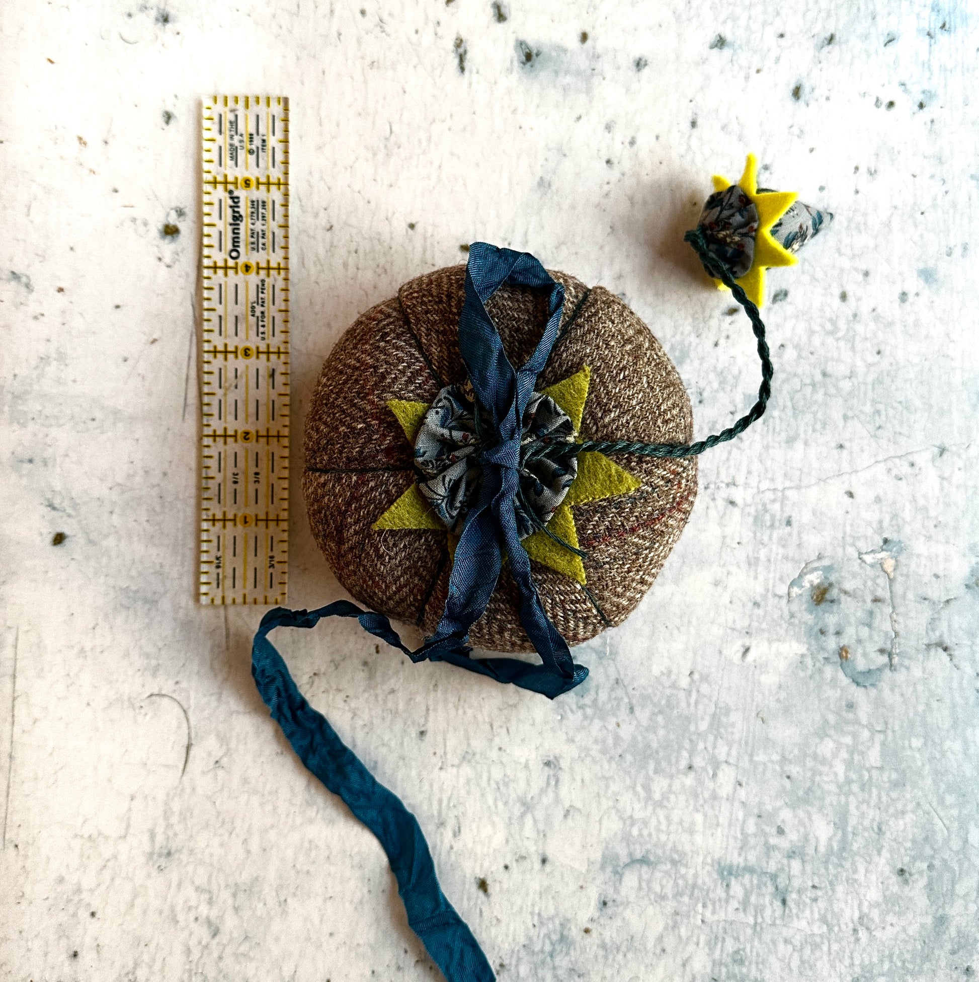 Handmade Vintage Wool Tomato Pincushion, Emory Strawberry image 3